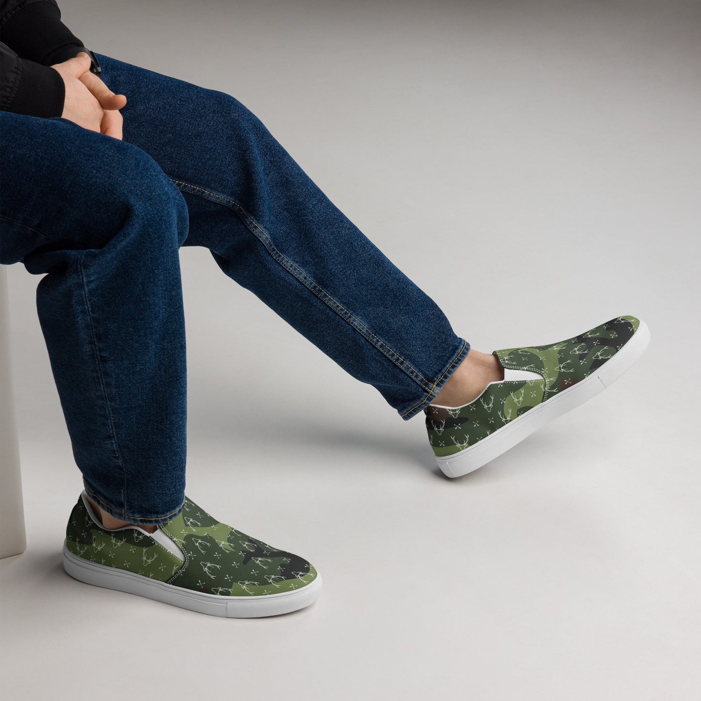 WS Men’s Slip-On Canvas Shoes (Huntin' Season)